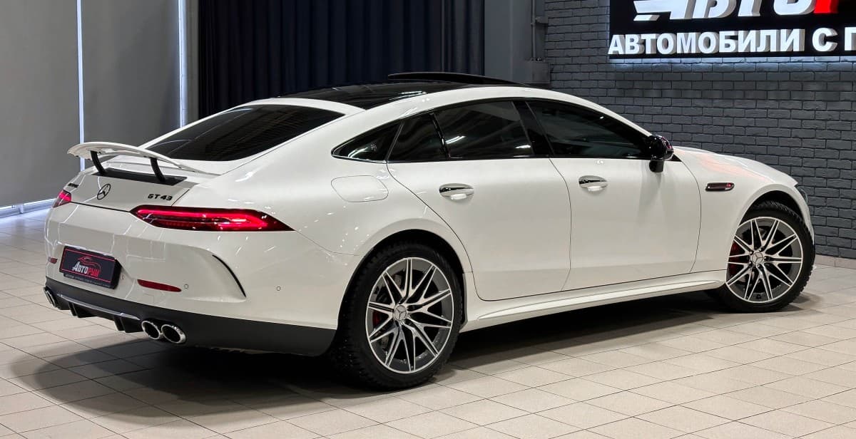 Mercedes-Benz AMG GT - 5